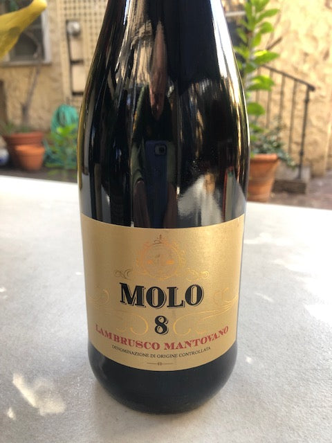 Molo 8 N/V Lambrusco Montovano